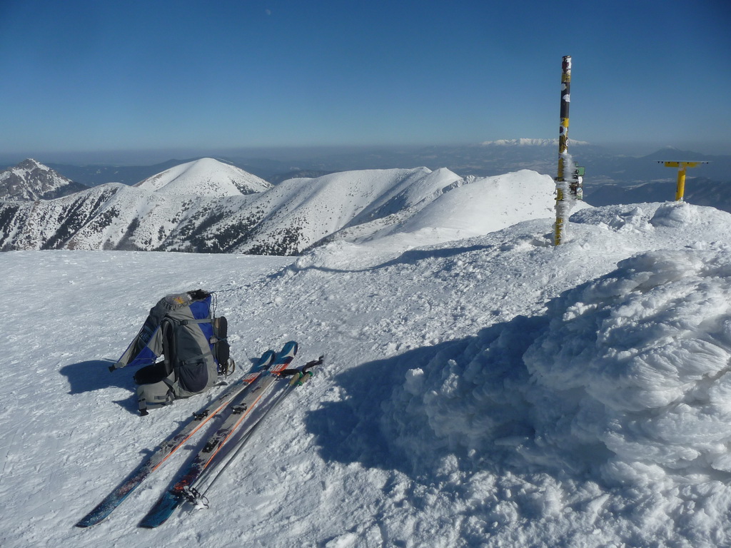 lyziarsky-prechod-pohoriami-slovenska