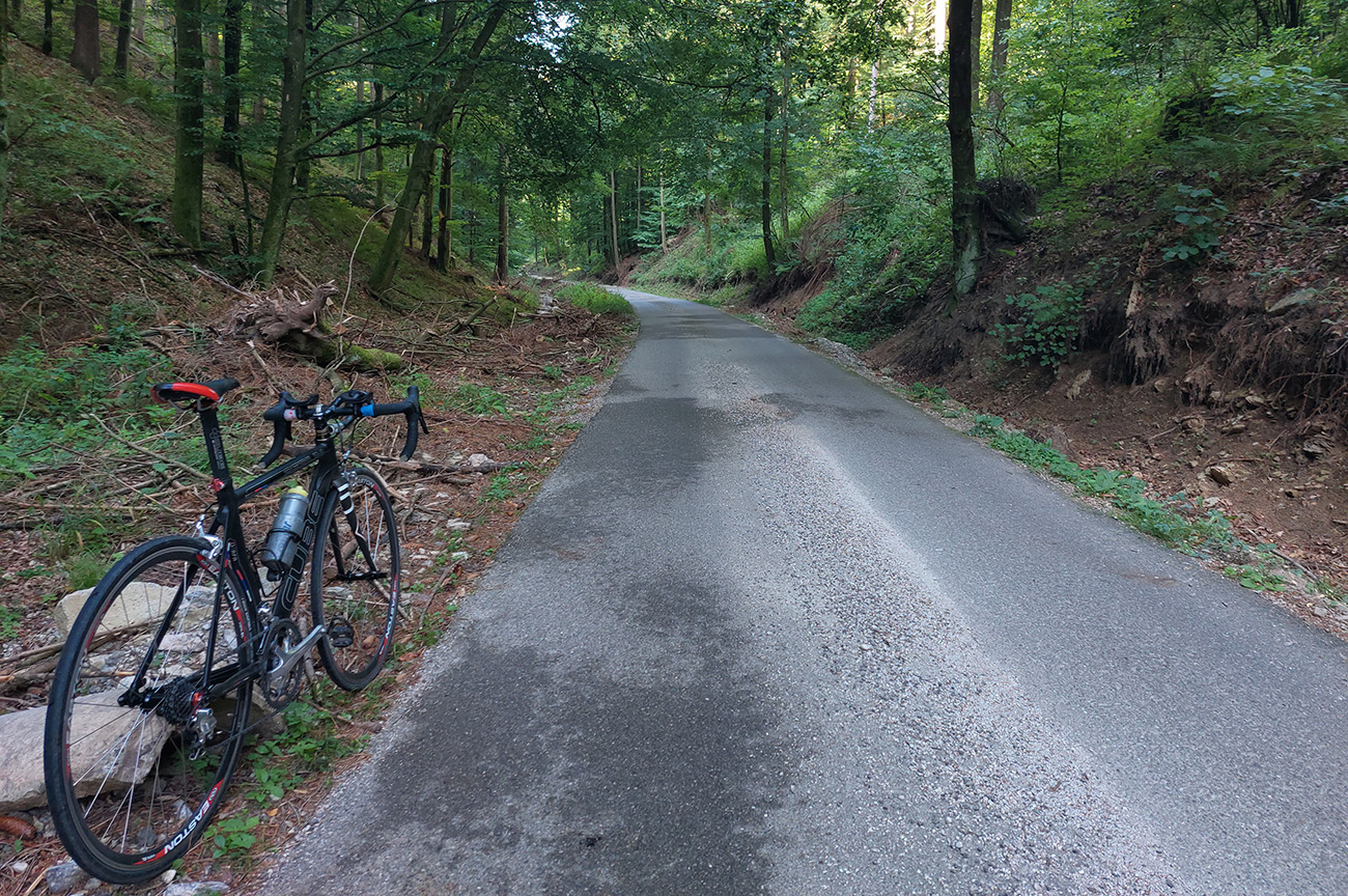 Parádny,_hladký,_bezpečný_a_chladivý_zjazd_do_Gápľa,_no_čisté_mňam!