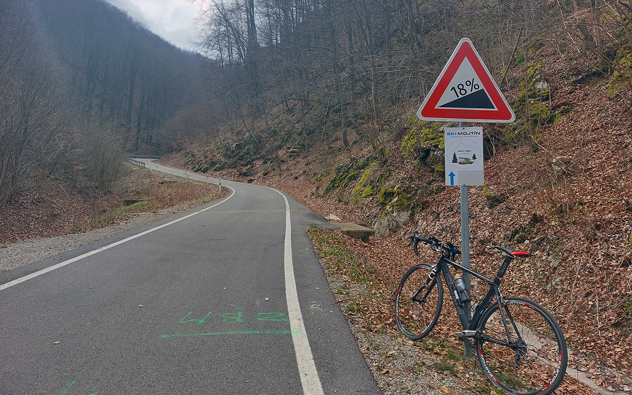 ...lebo dostať sa do Mojtína bude zaberačka. ...lebo_dostať_sa_do_Mojtína_bude_zaberačka.