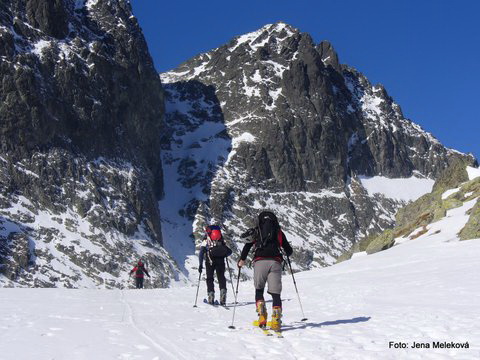 skialp-brncalka-ziarska-chata-tura-dokoncena-po-35-rokoch