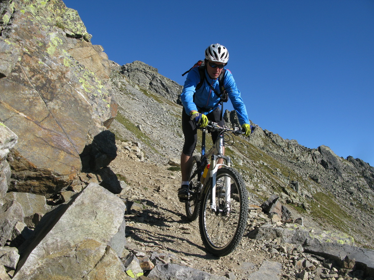 la-tornantissima-mtb-mortirolo-a-pantani